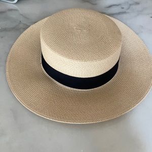 Angela Williams sun straw hay hat